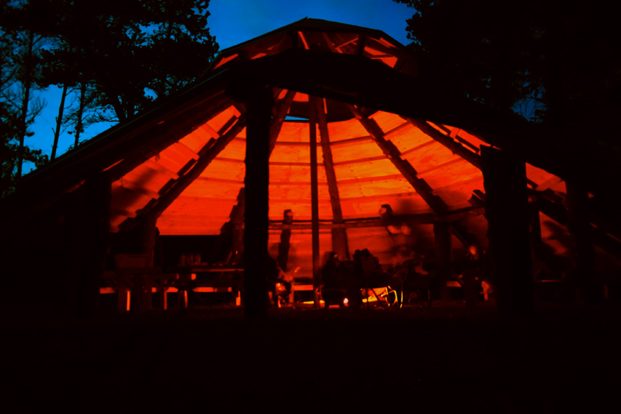 Bålaften i shelterområdet