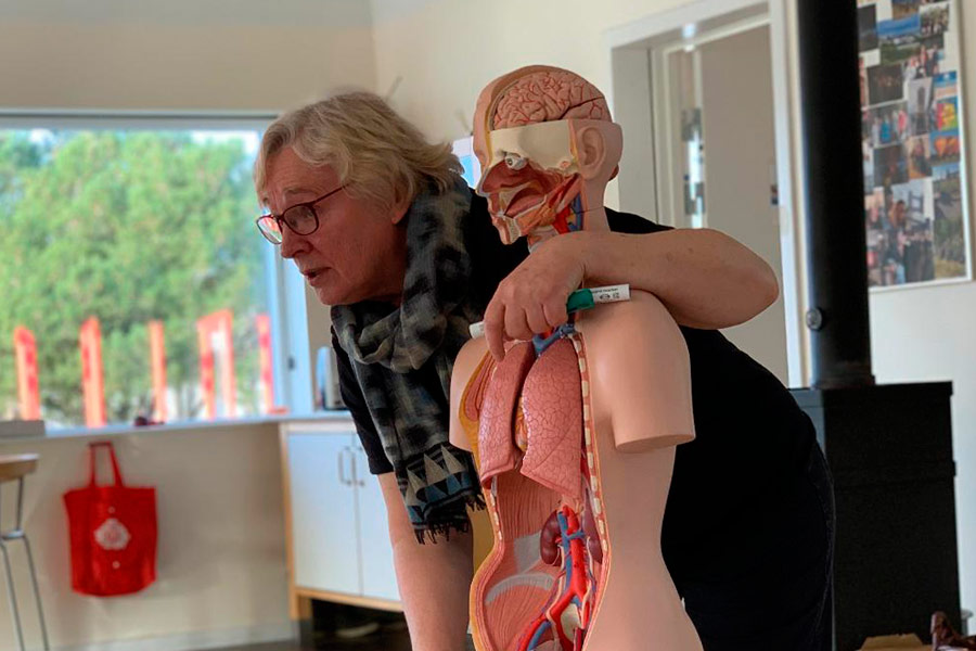 Fysik og kemi - både udstyr og lærer