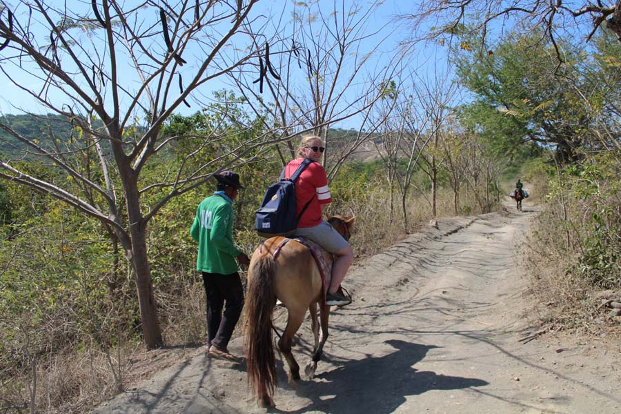 Vi bestiger en vulkan i Filippinerne 2018